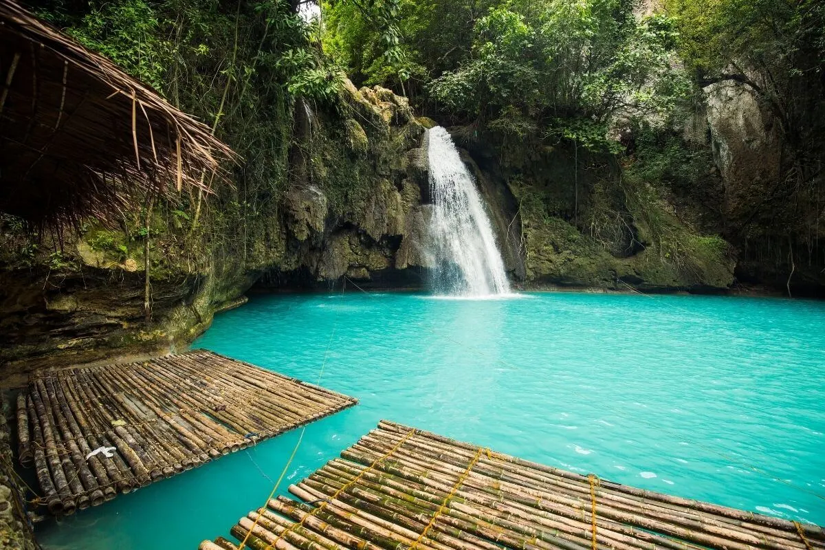 Kawasan-Waterfalls