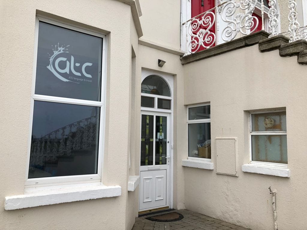 愛爾蘭遊學、愛爾蘭語言學校、歐洲遊學、歐洲語言學校｜新飛國際留遊學