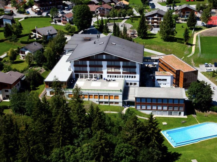 Les Roches瑞士雷赫士國際酒店管理學院