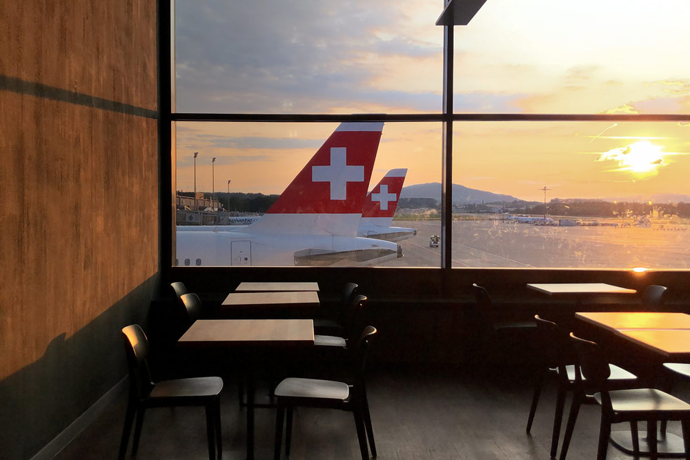 前往瑞士留學會在蘇黎世機場入境並接受邊境檢查