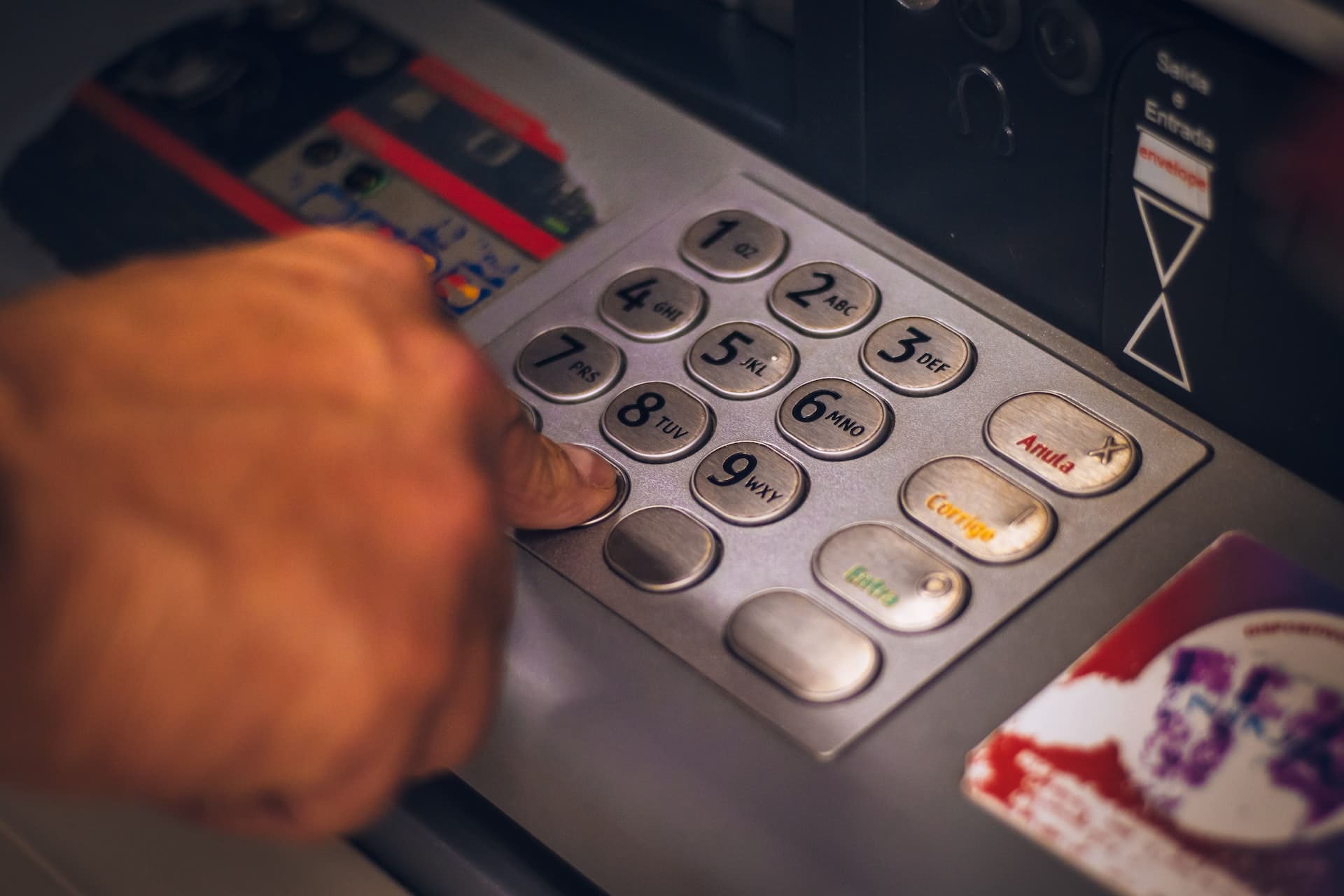 菲律賓ATM提款 操作步驟