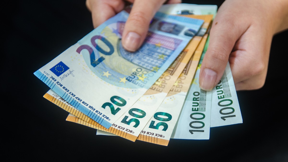 有關瑞士法郎的冷知識：符號、匯率、錢幣介紹、瑞郎哪裡換分享一次懂！ - 新飛留遊學中心