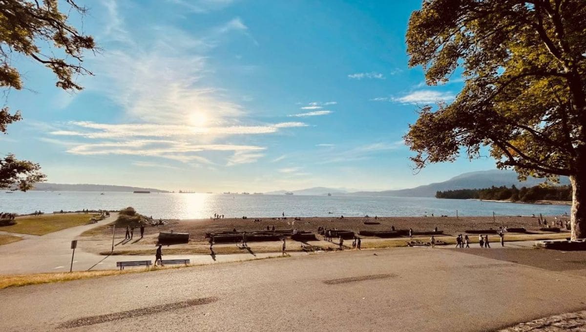 溫哥華景點 #10：英吉利灣海灘 English Bay Beach