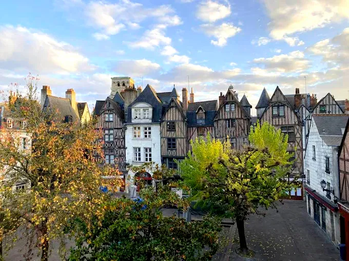 Tours Langues 法國語言學校 土爾校區