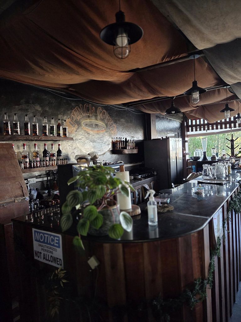 Pinch Cafe & Restaurant
