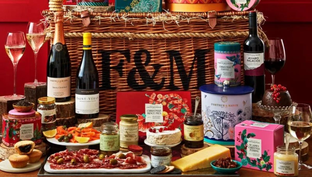 英國必買 8：Fortnum & Mason 皇室茶與餅乾禮盒