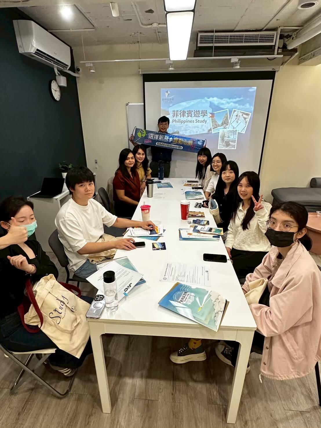新飛遊學說明會講座