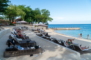 QQ English Beach Front 冬令營，海邊休憩區